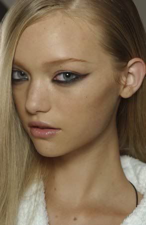 n573635429_47233_975.jpg gemma ward image by HIGHxFASHION-