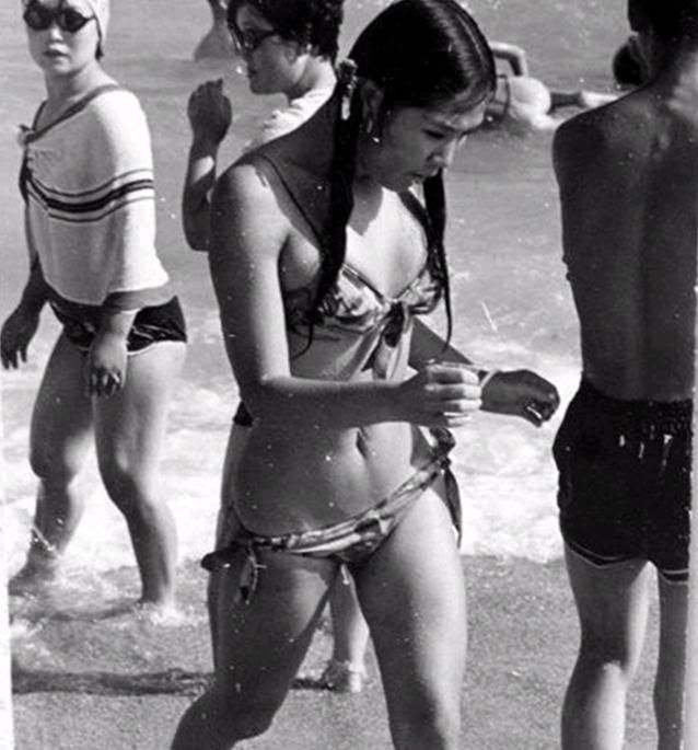I didn't know there were bikinis in Korea in 1965