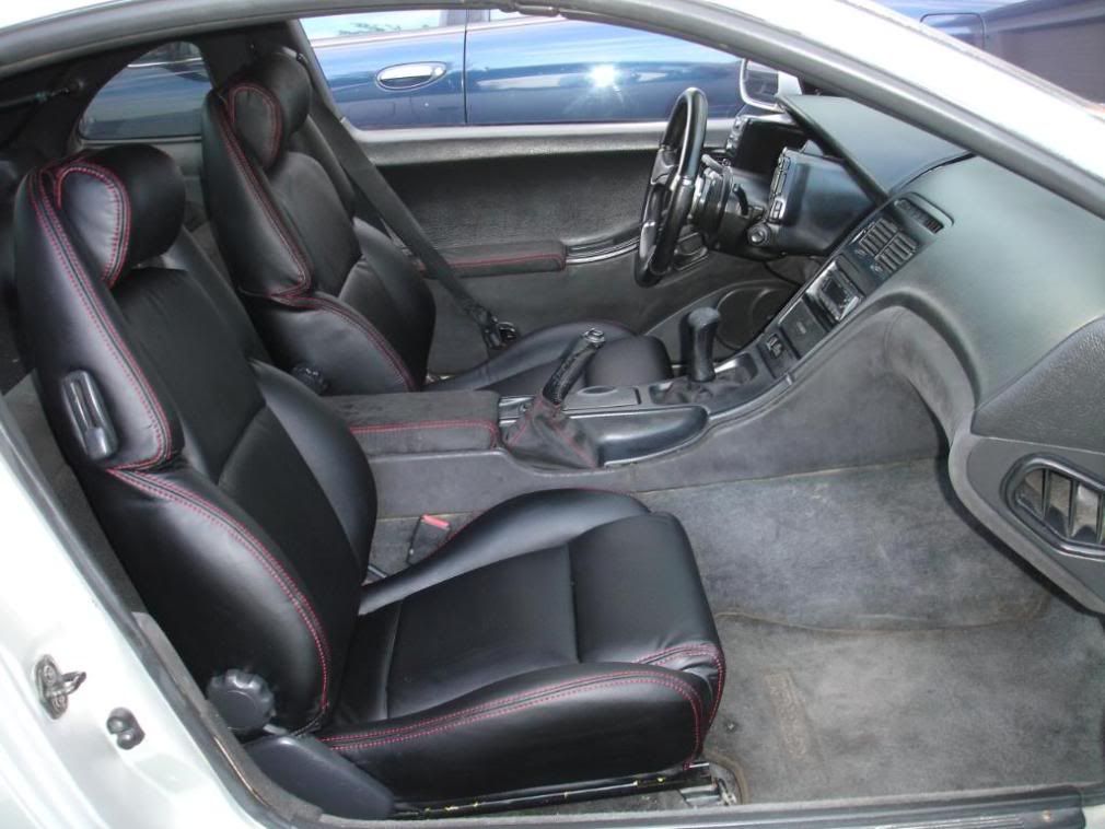 Do nissan 300zx have back seats #7