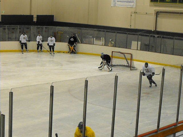 uaafanblog/UAA Hockey 2008-2009/Practice