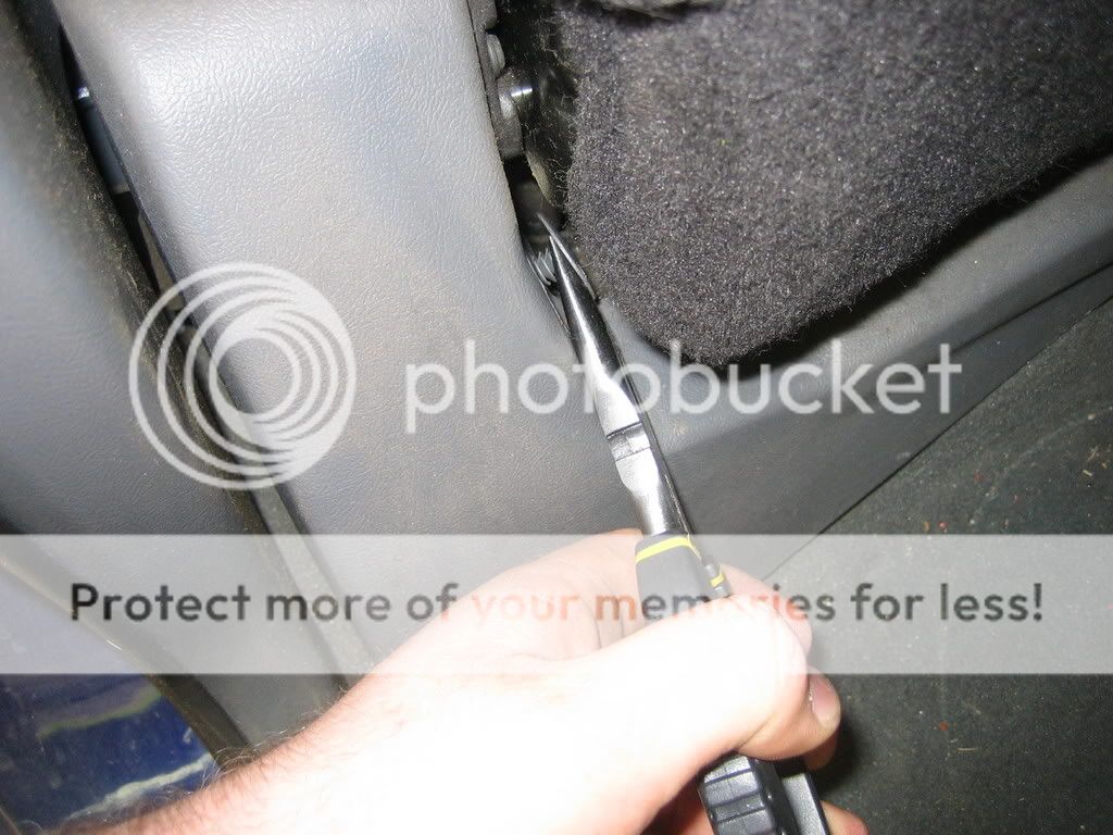 Ford ranger jump seat removal